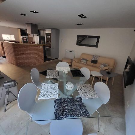 Agreable Maison De Ville A Villefranche Sur Saone Exteriör bild
