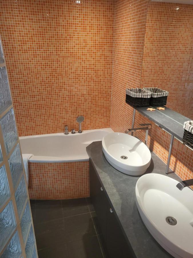 Agreable Maison De Ville A Villefranche Sur Saone Exteriör bild